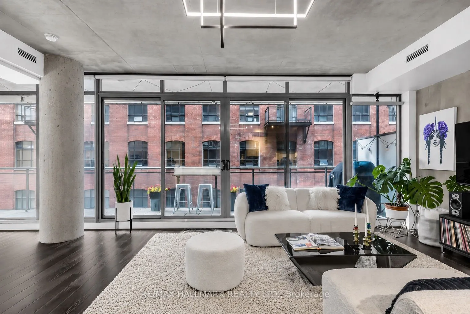 90 Broadview Avenue #408