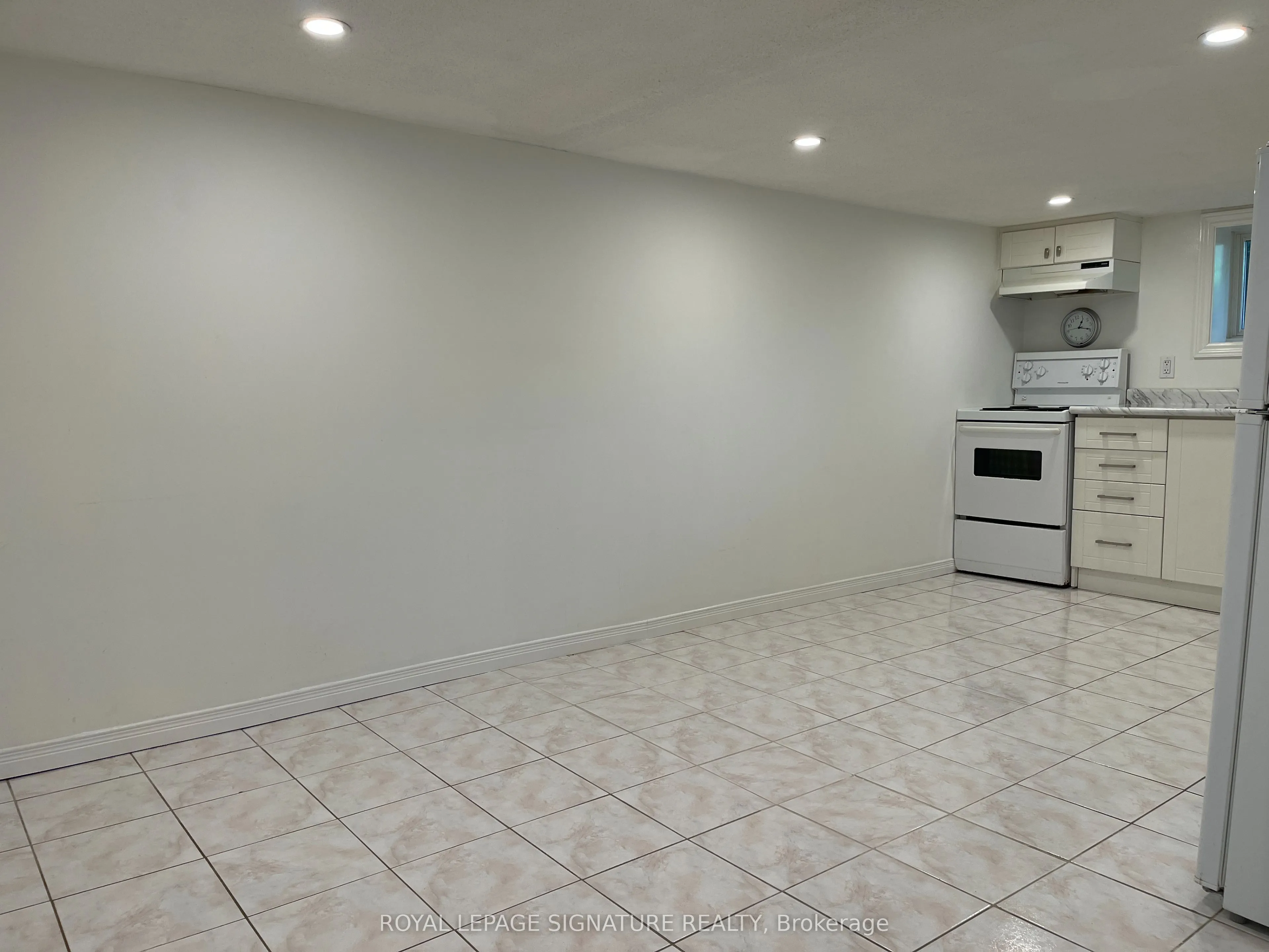 24 Weymouth Avenue #Bsmt