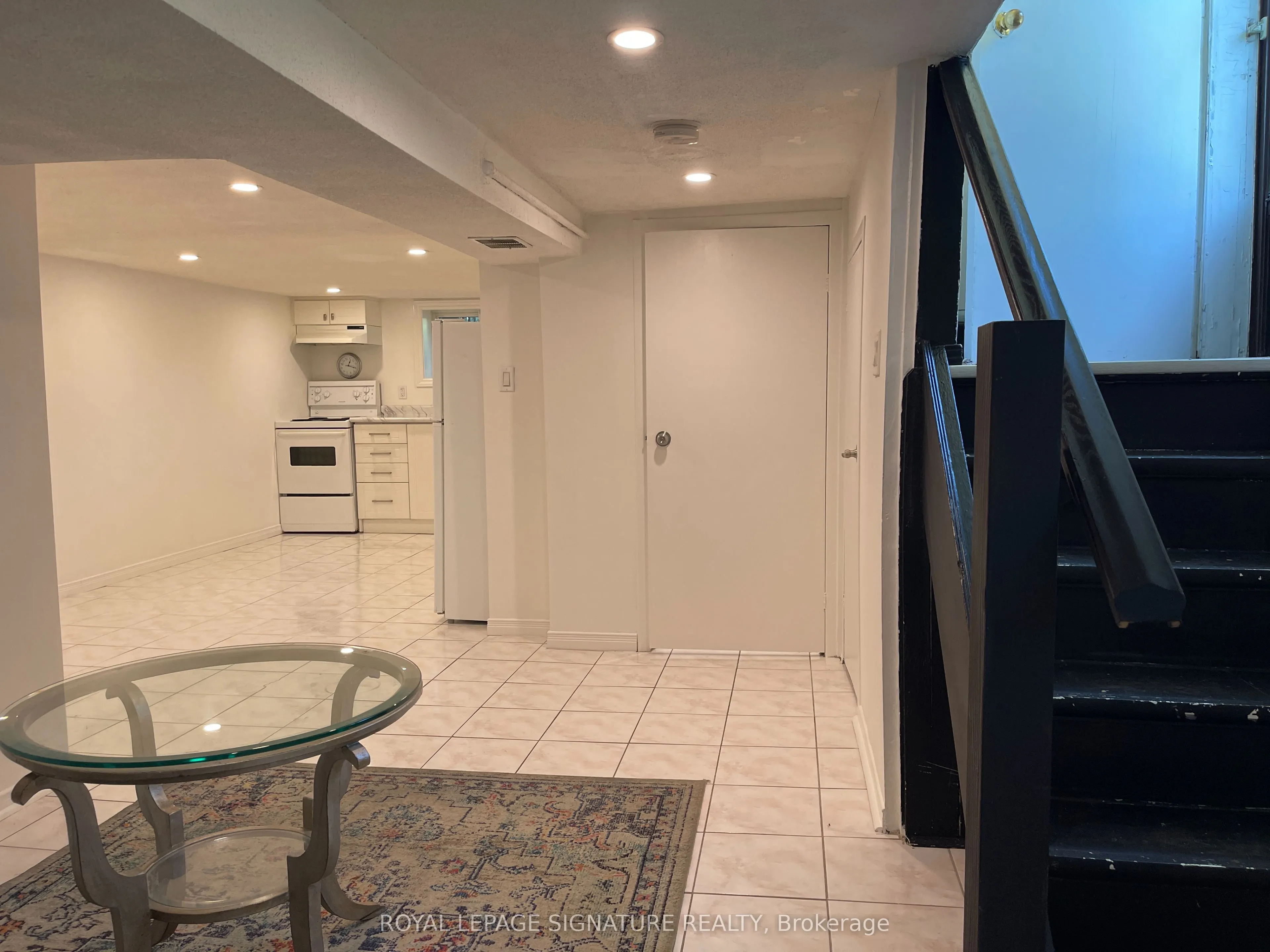 24 Weymouth Avenue #Bsmt