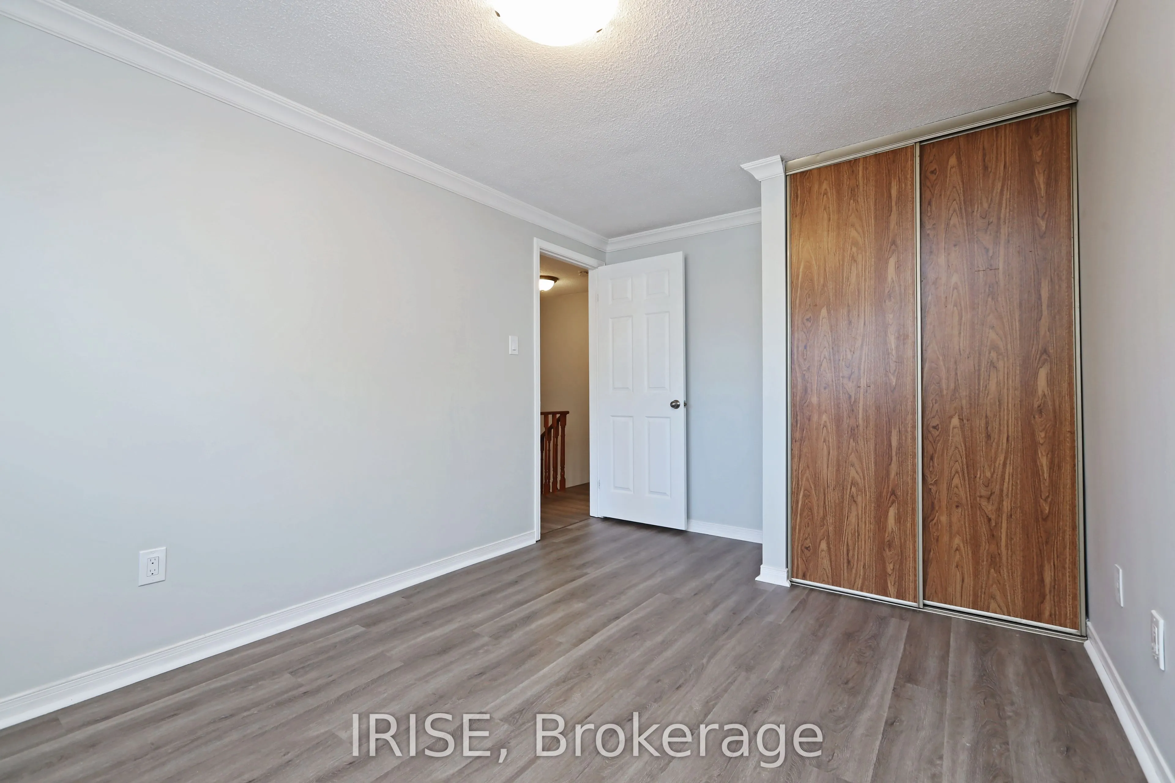 115 Winter Gardens Trail