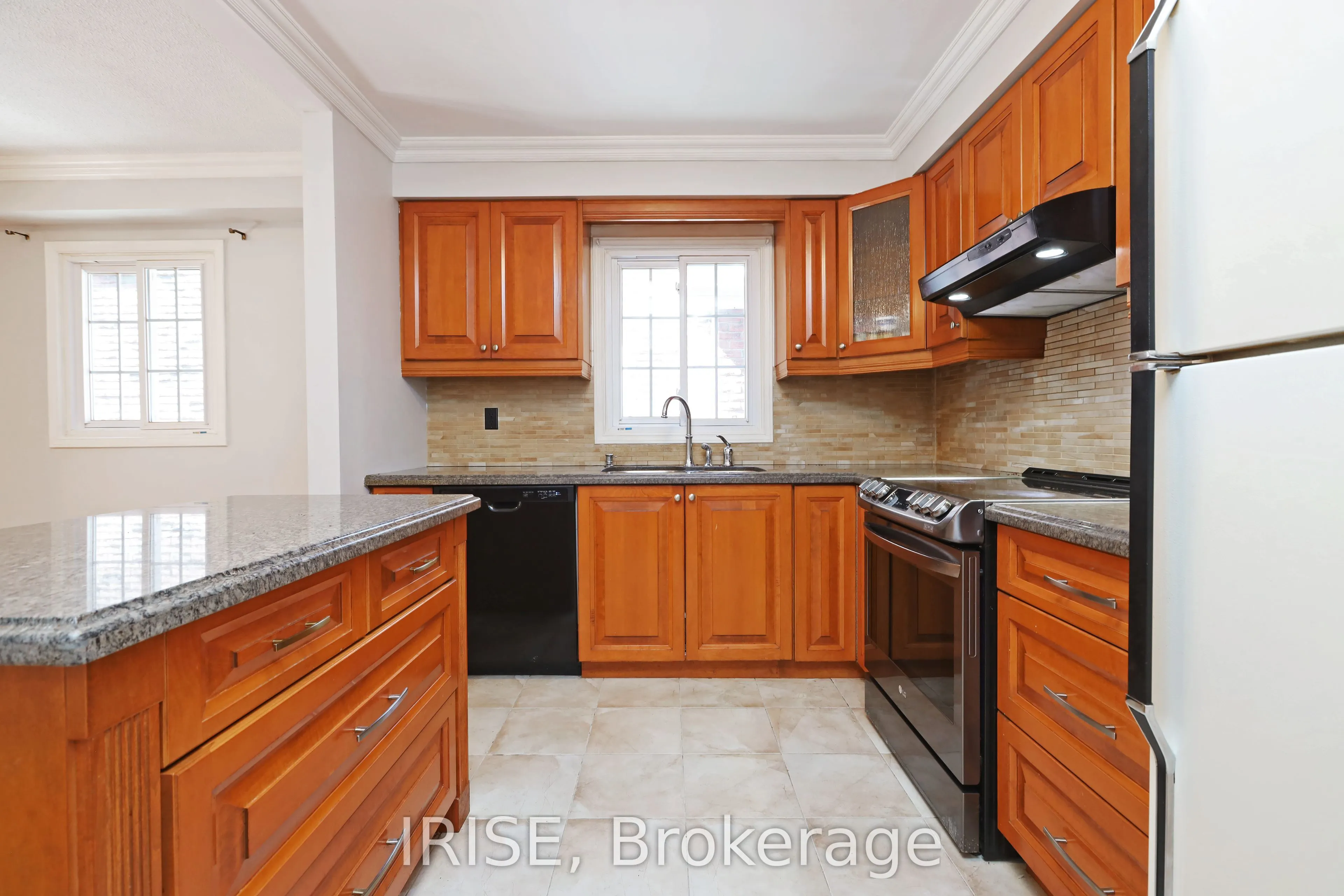 115 Winter Gardens Trail