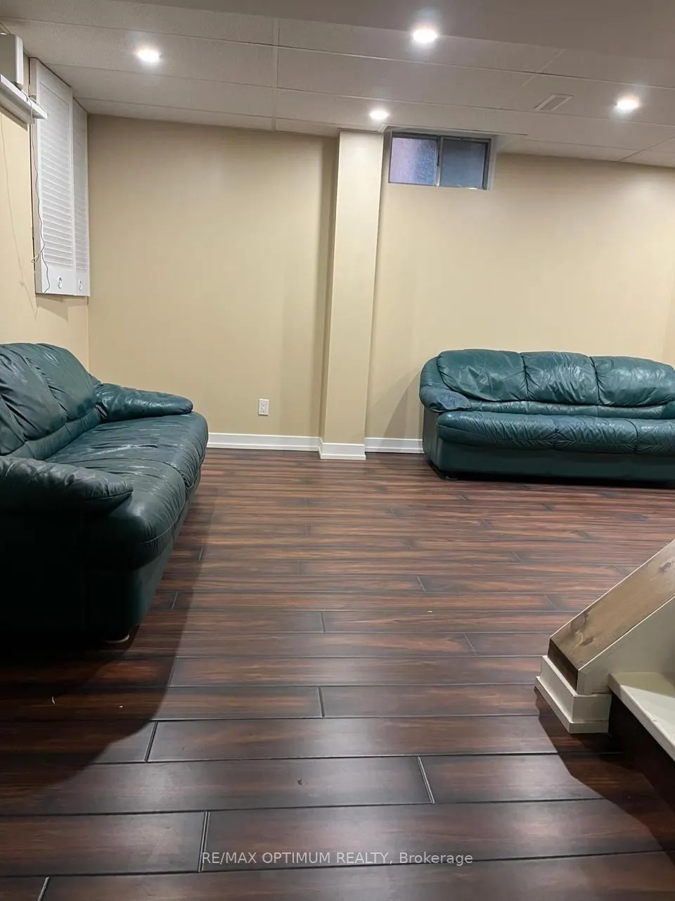 11 Murkar Crescent