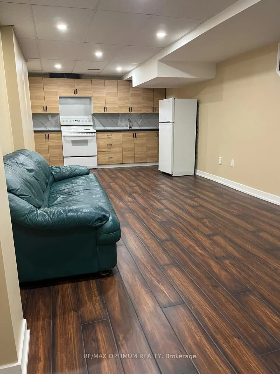 11 Murkar Crescent