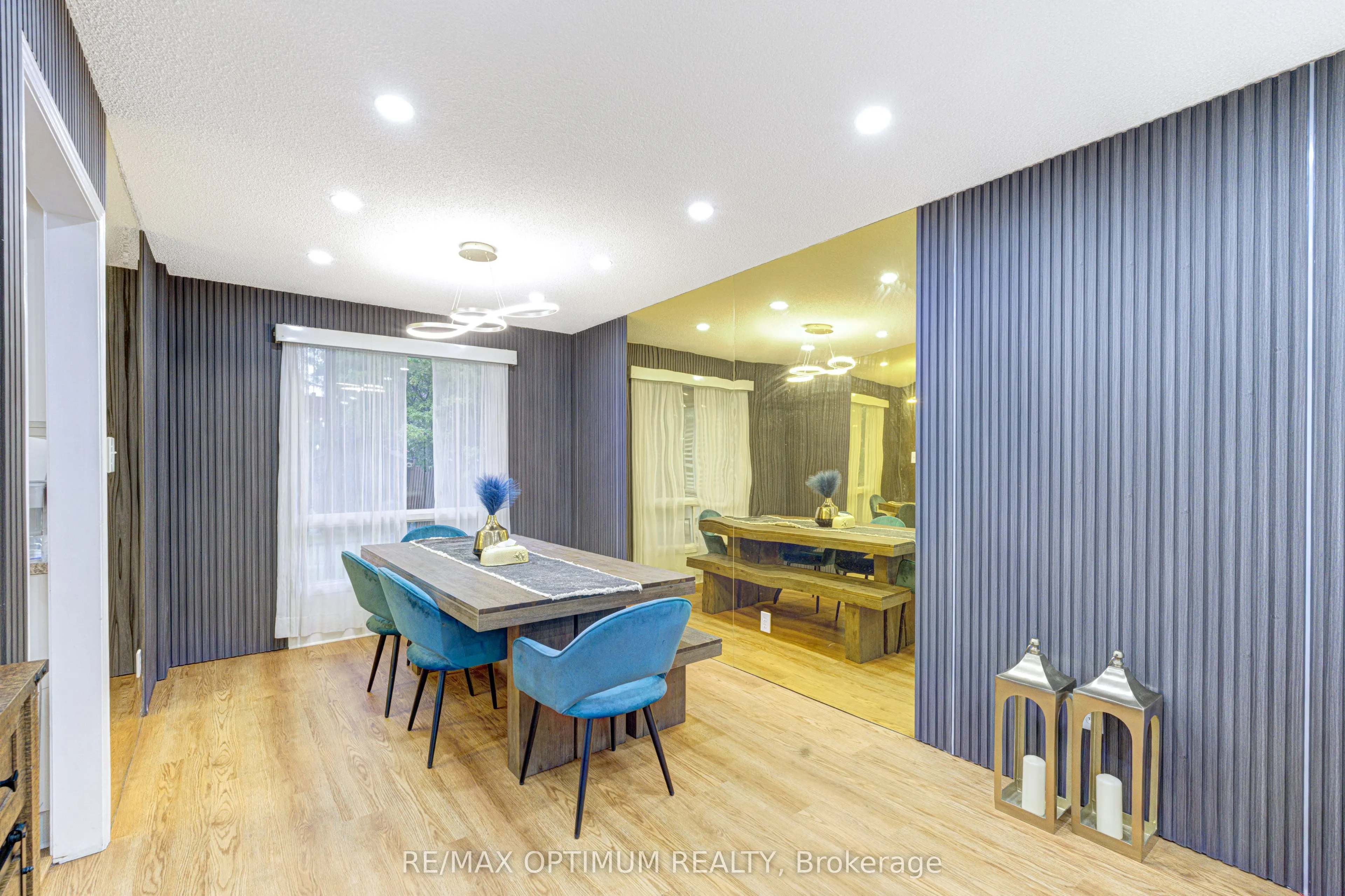 11 Murkar Crescent