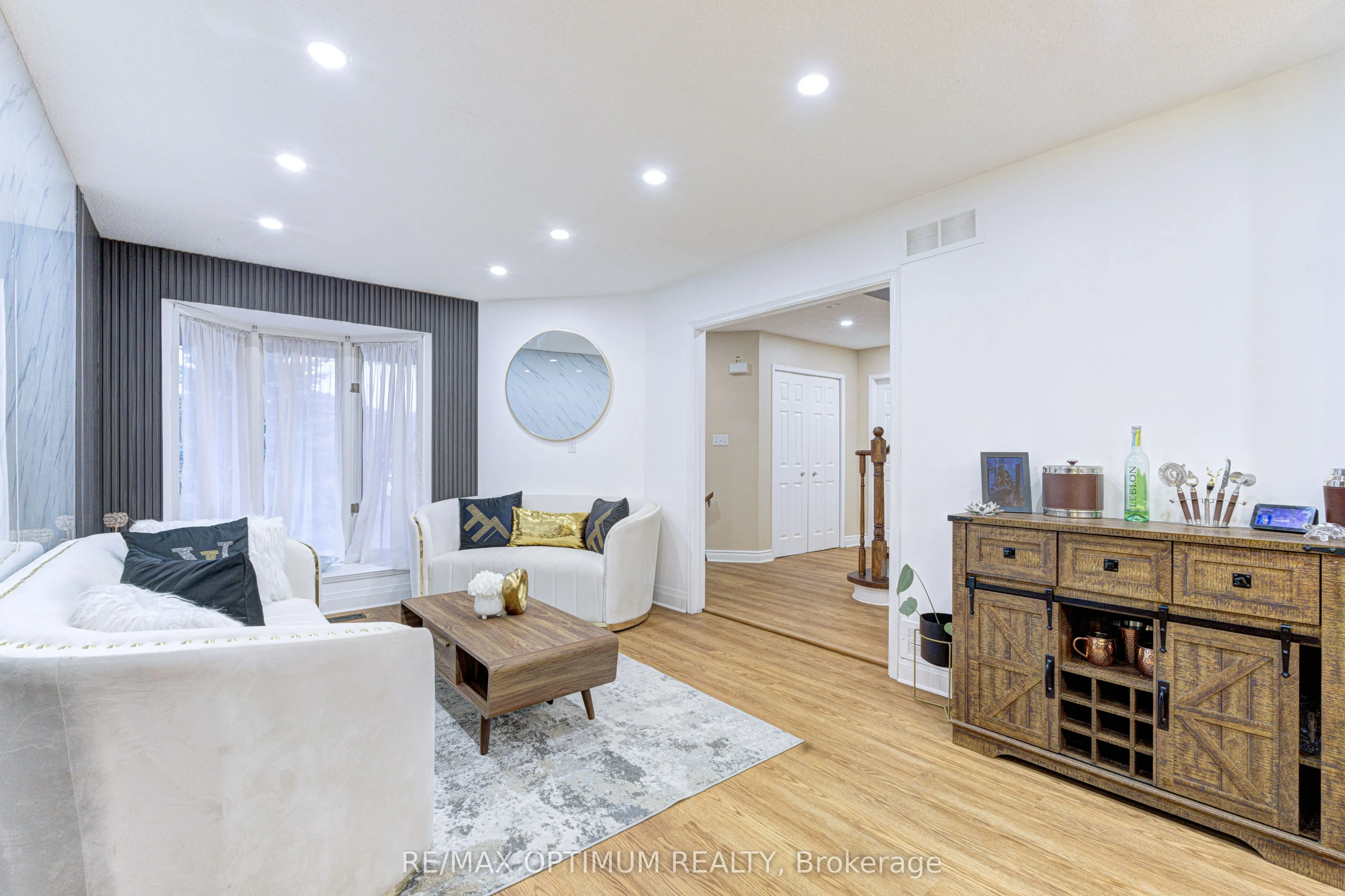 11 Murkar Crescent