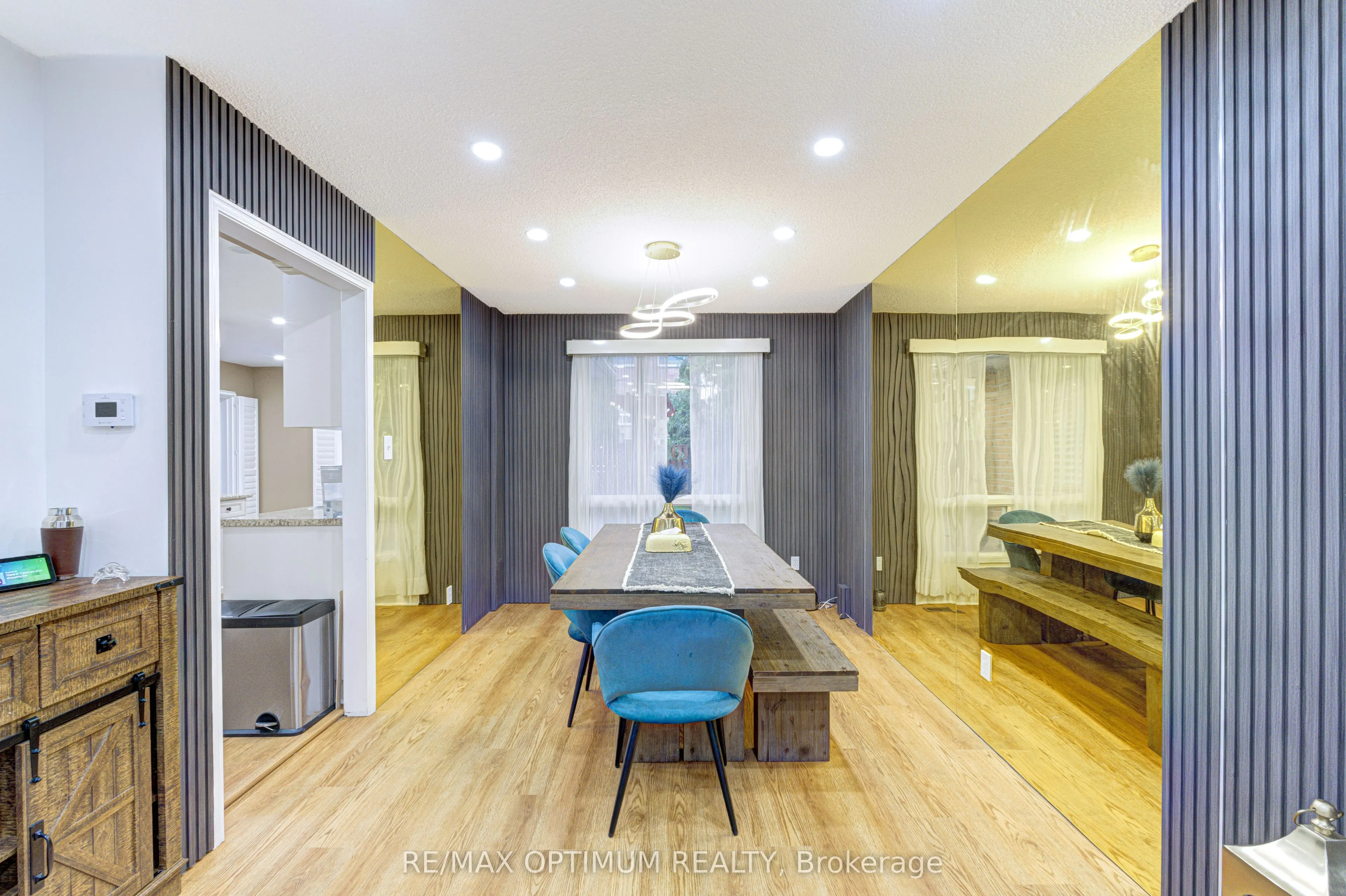 11 Murkar Crescent