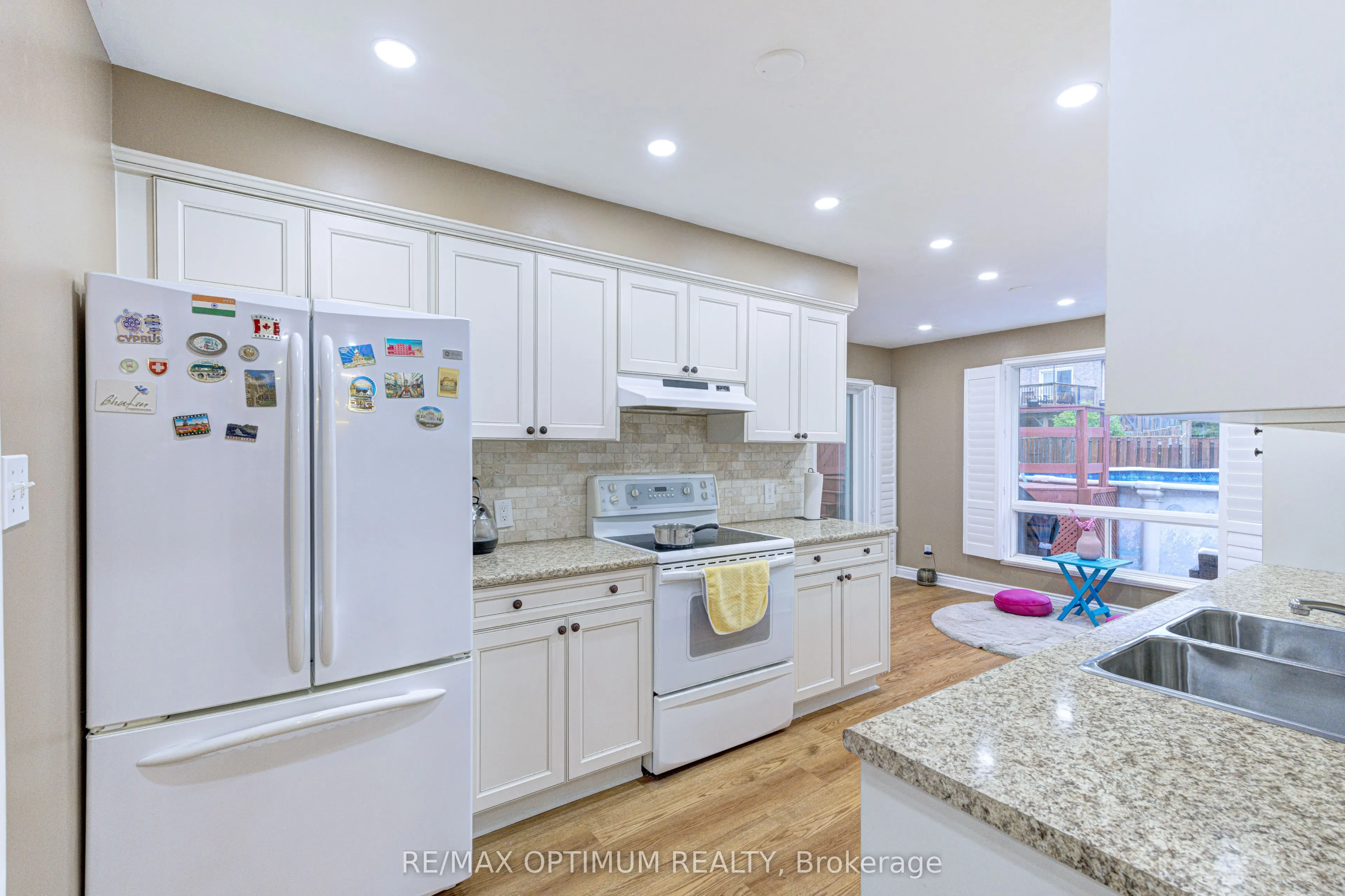 11 Murkar Crescent