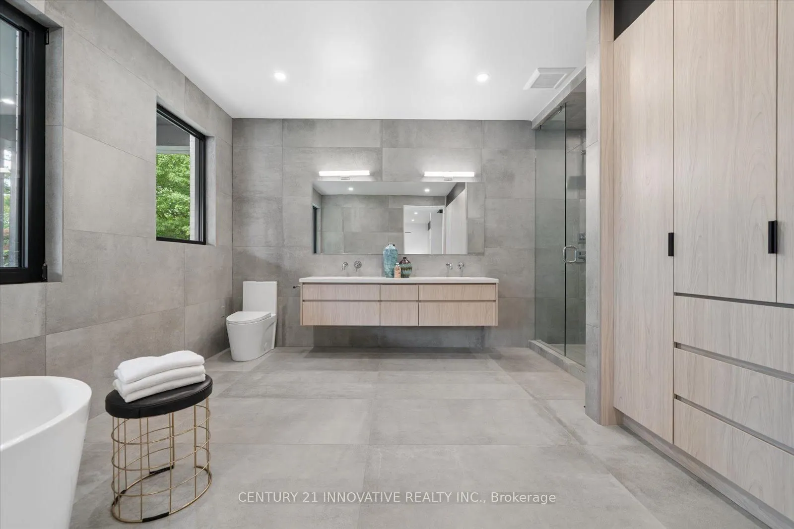 10 Haida Court