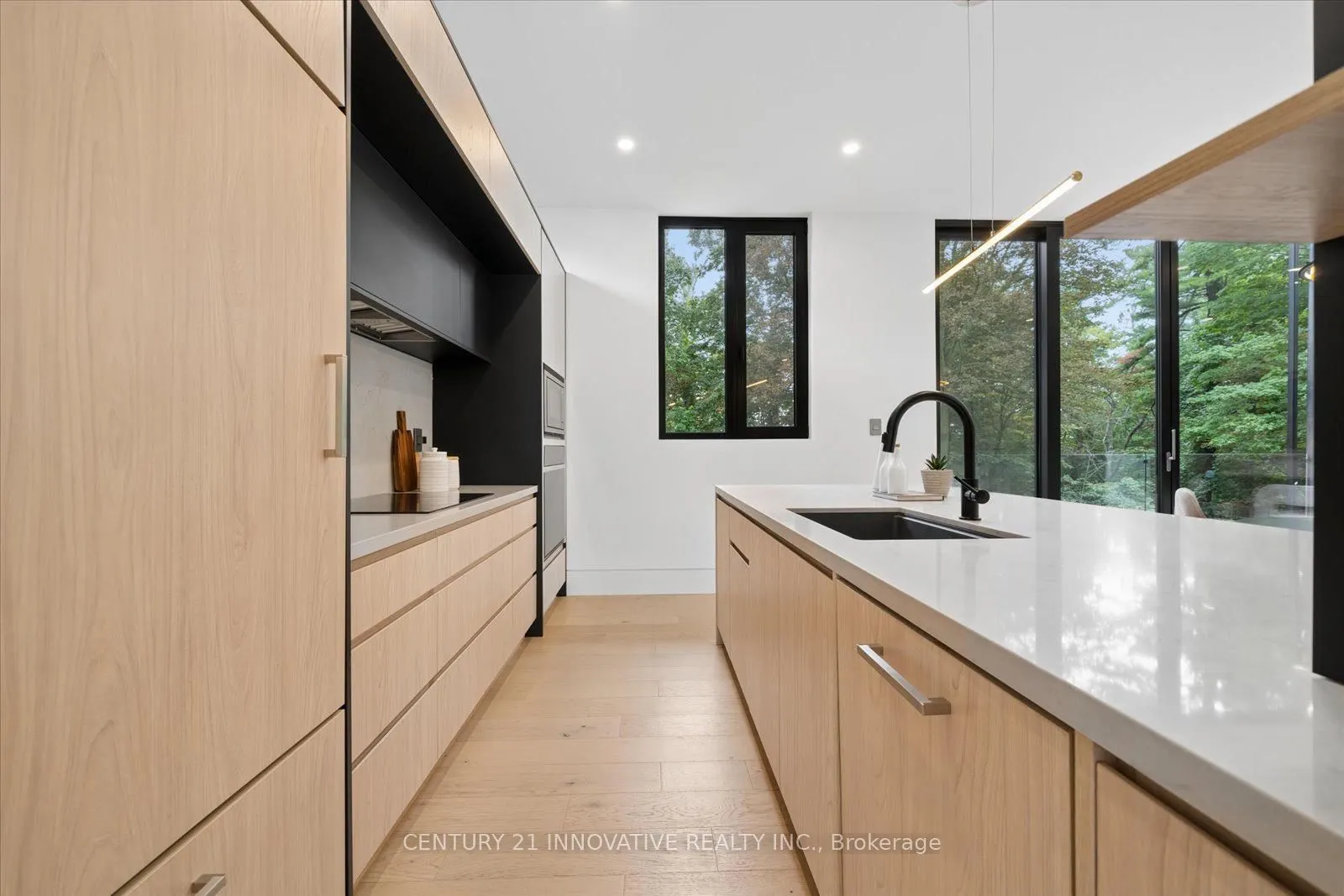10 Haida Court