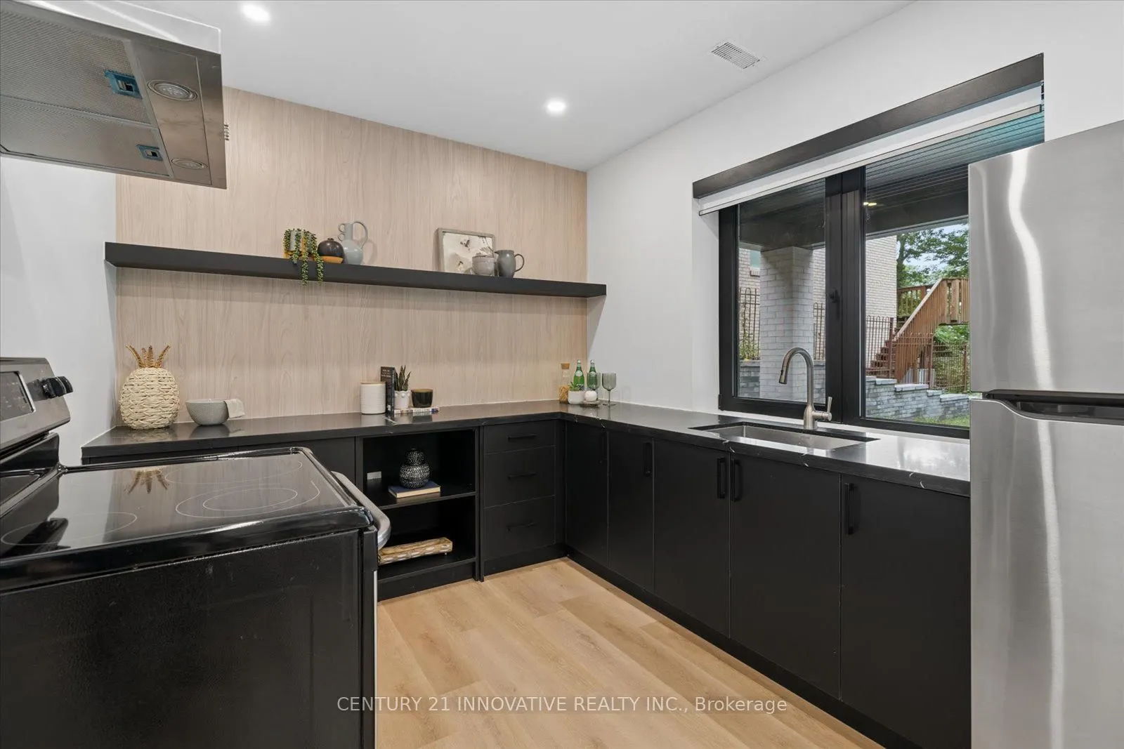10 Haida Court