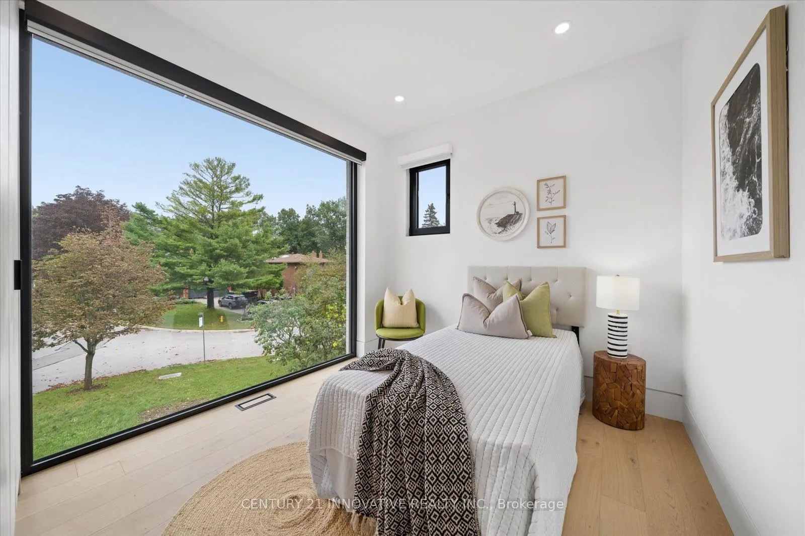 10 Haida Court