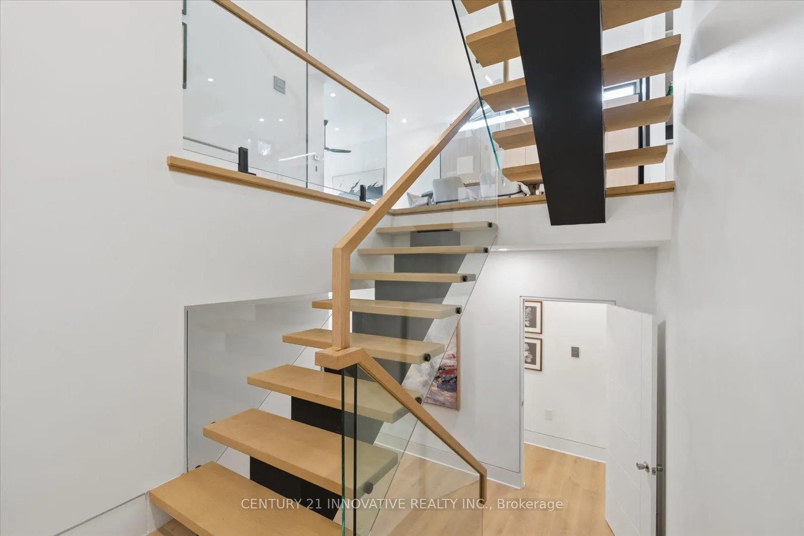10 Haida Court