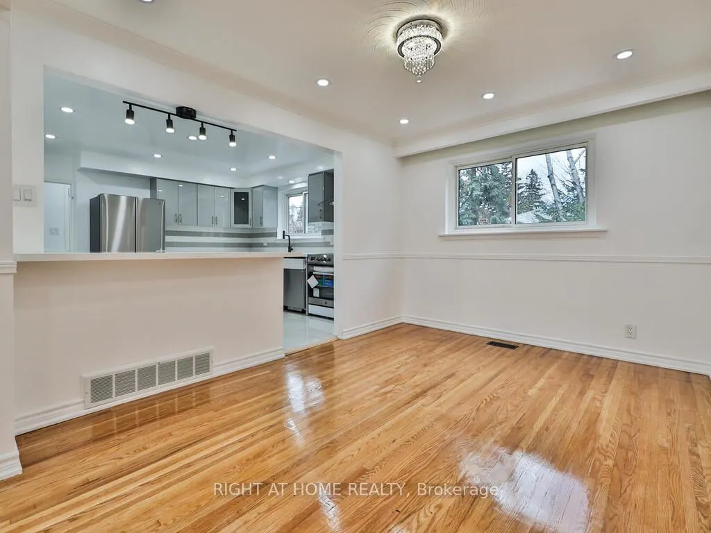 9 Allister Avenue