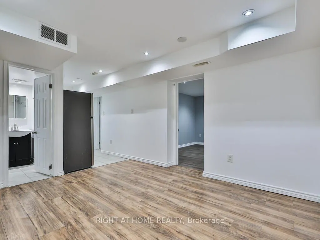 9 Allister Avenue