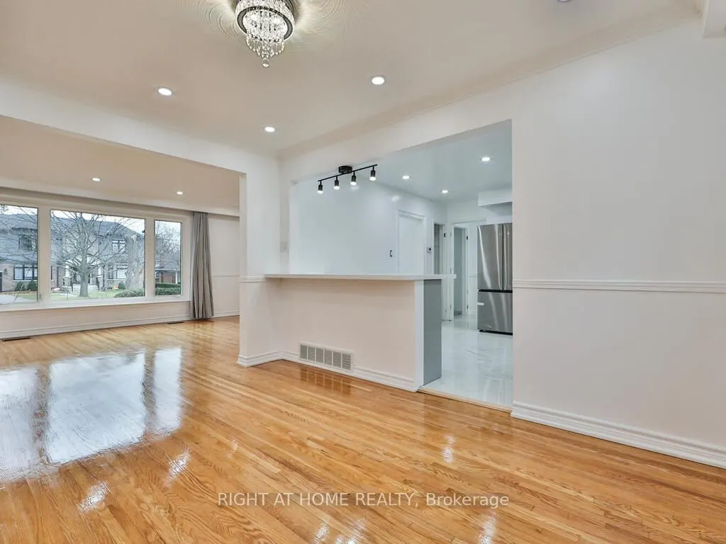 9 Allister Avenue