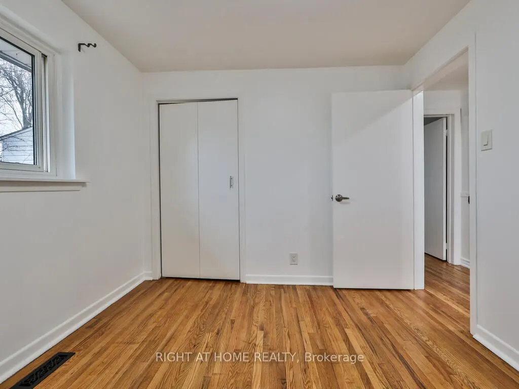 9 Allister Avenue