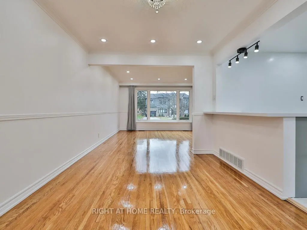 9 Allister Avenue