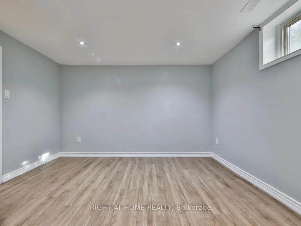 9 Allister Avenue