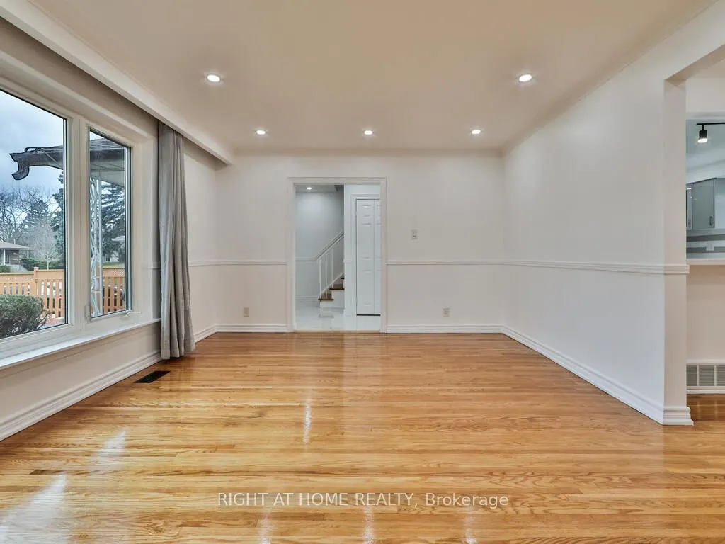 9 Allister Avenue