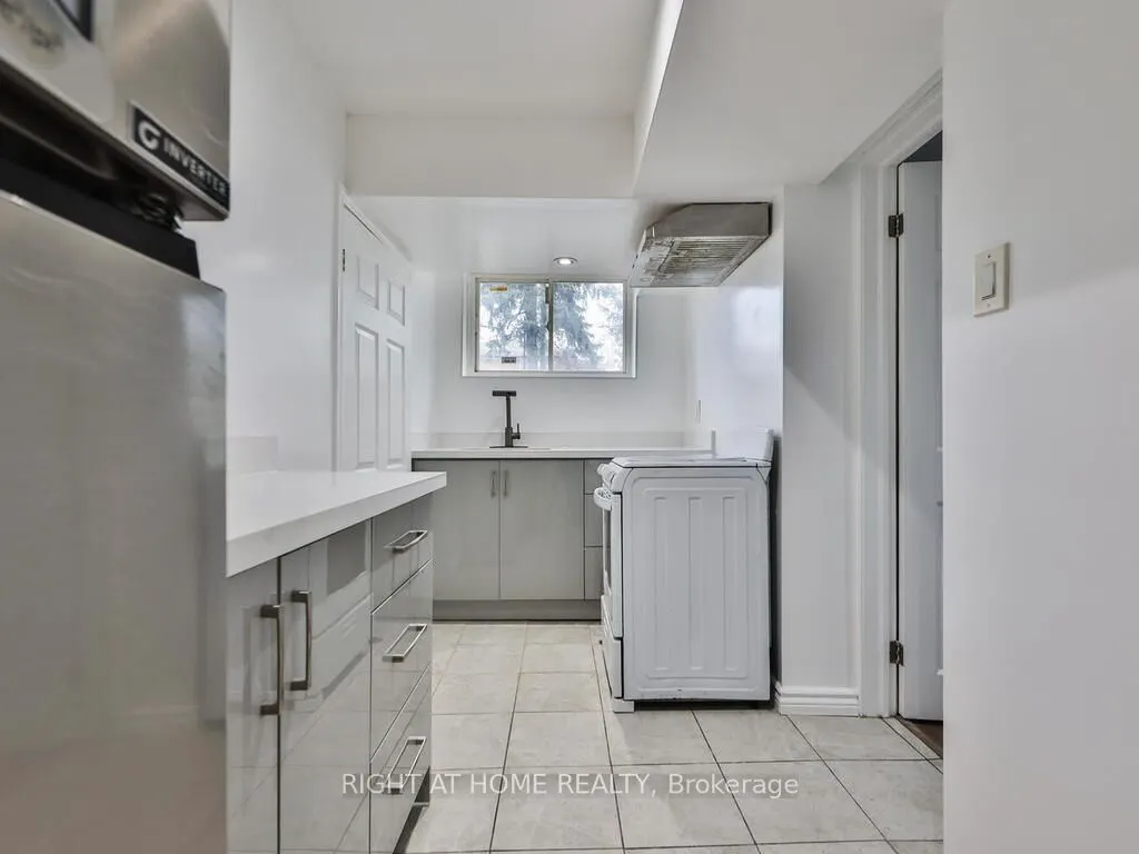 9 Allister Avenue