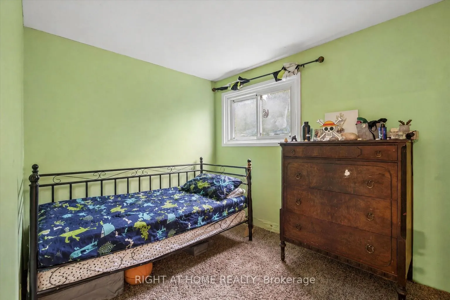 701 Central Park Boulevard N