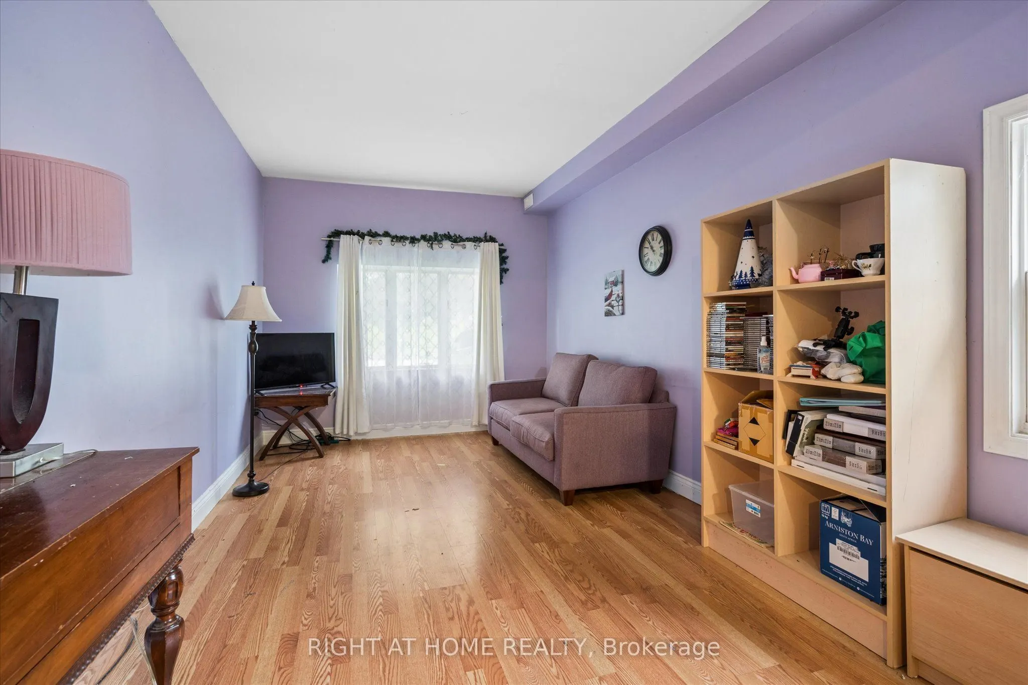 701 Central Park Boulevard N