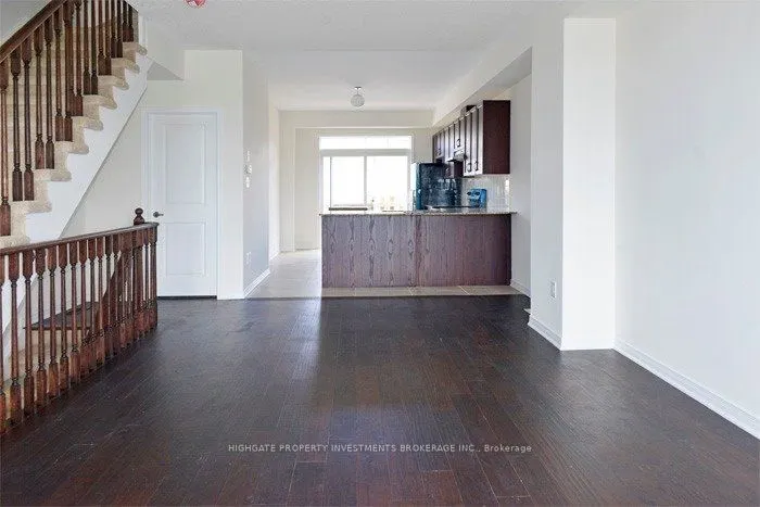 6 Harper Hill Drive #Main & Upper