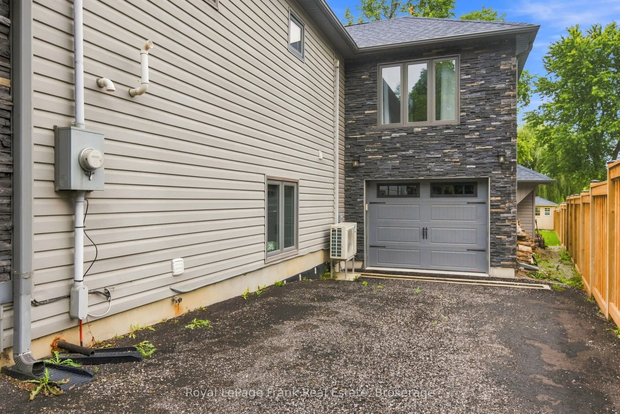 526 View Lake Road