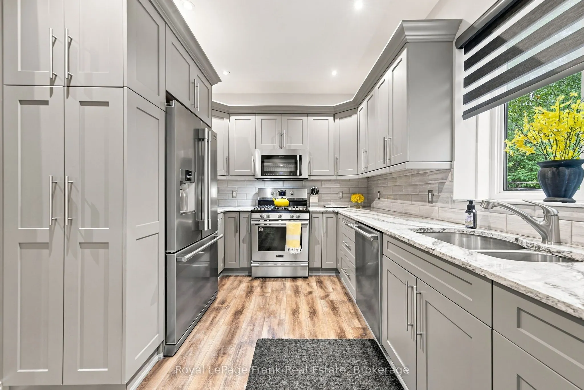 526 View Lake Road