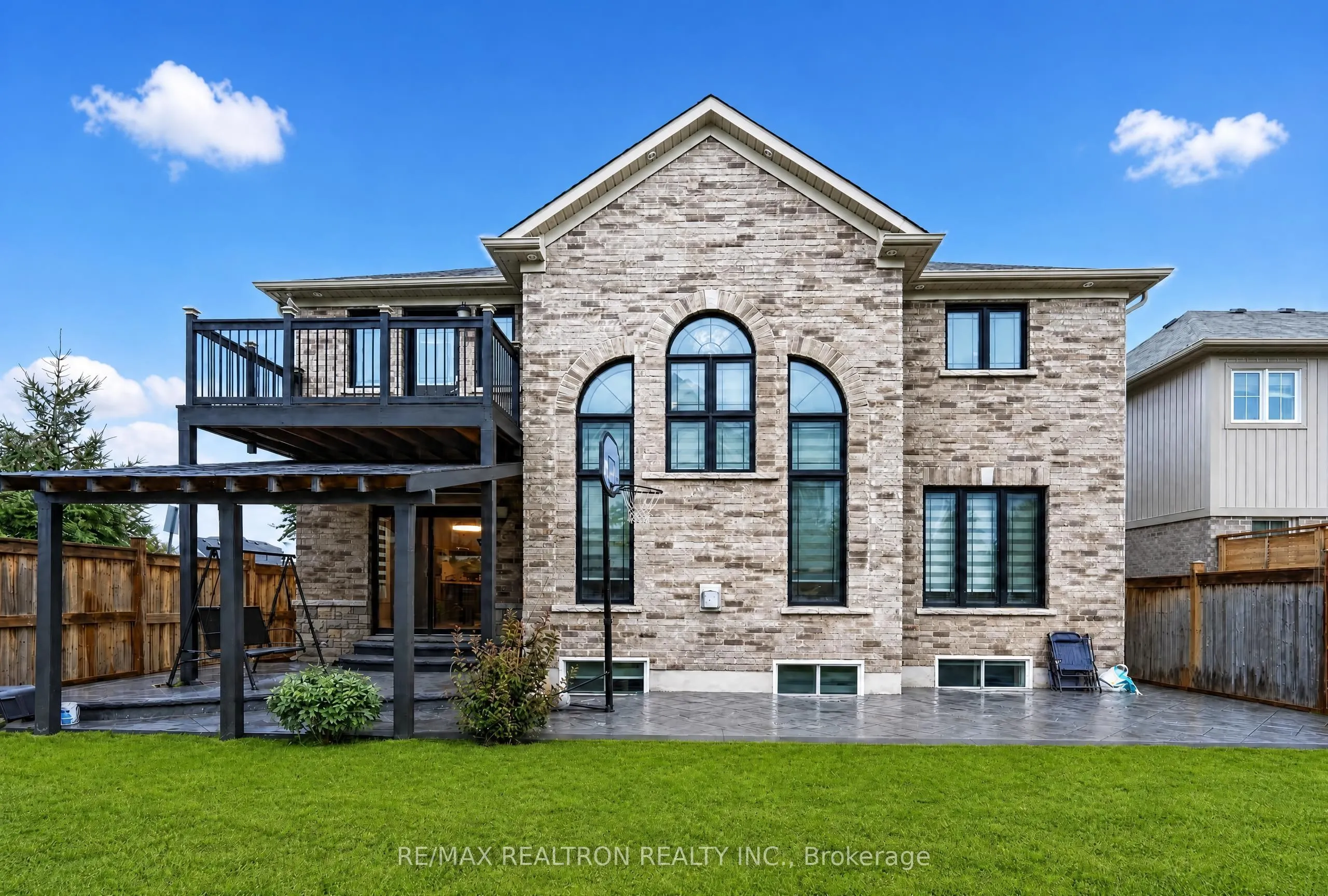 1428 Gord Vinson Avenue