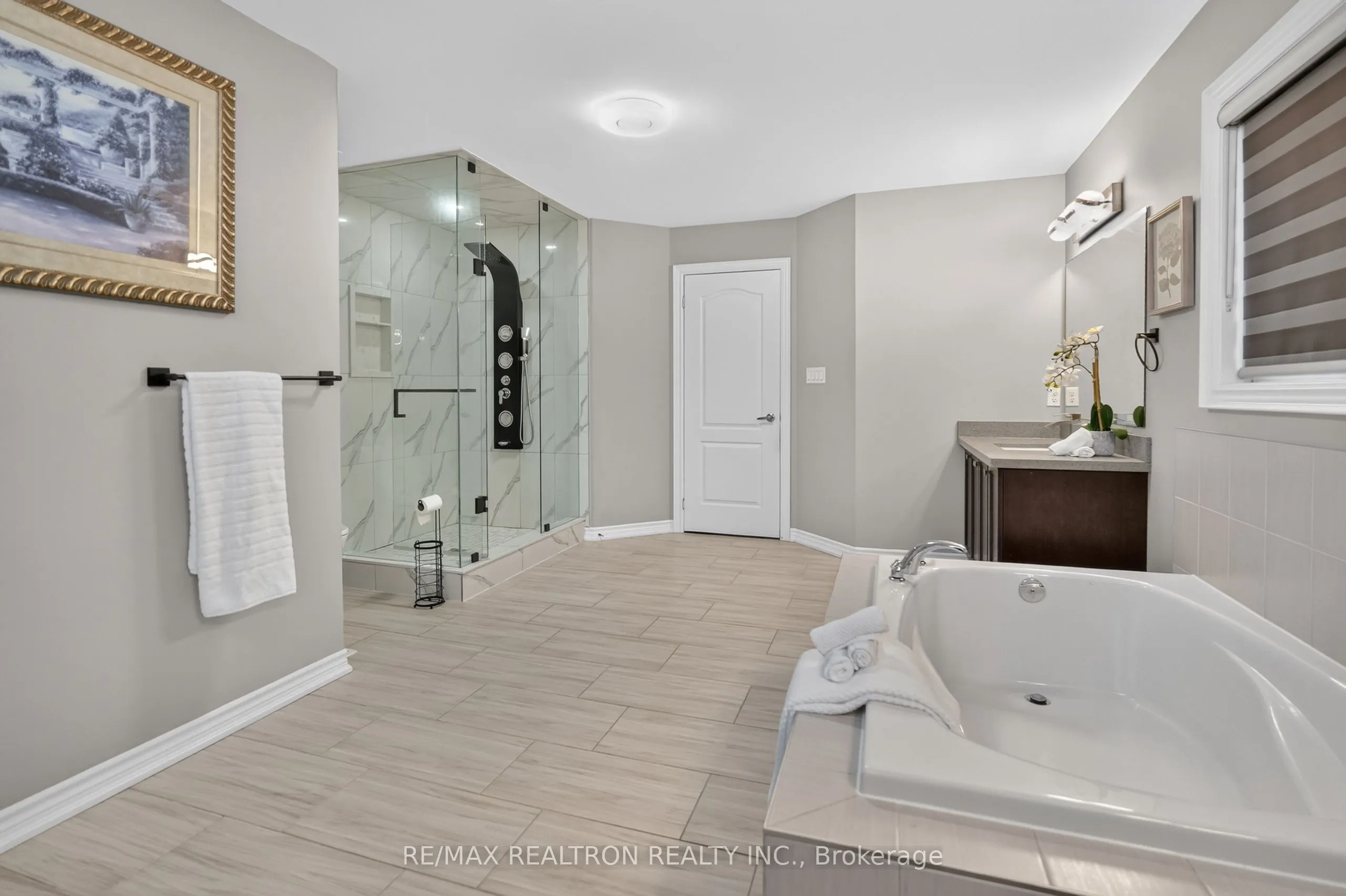 1428 Gord Vinson Avenue