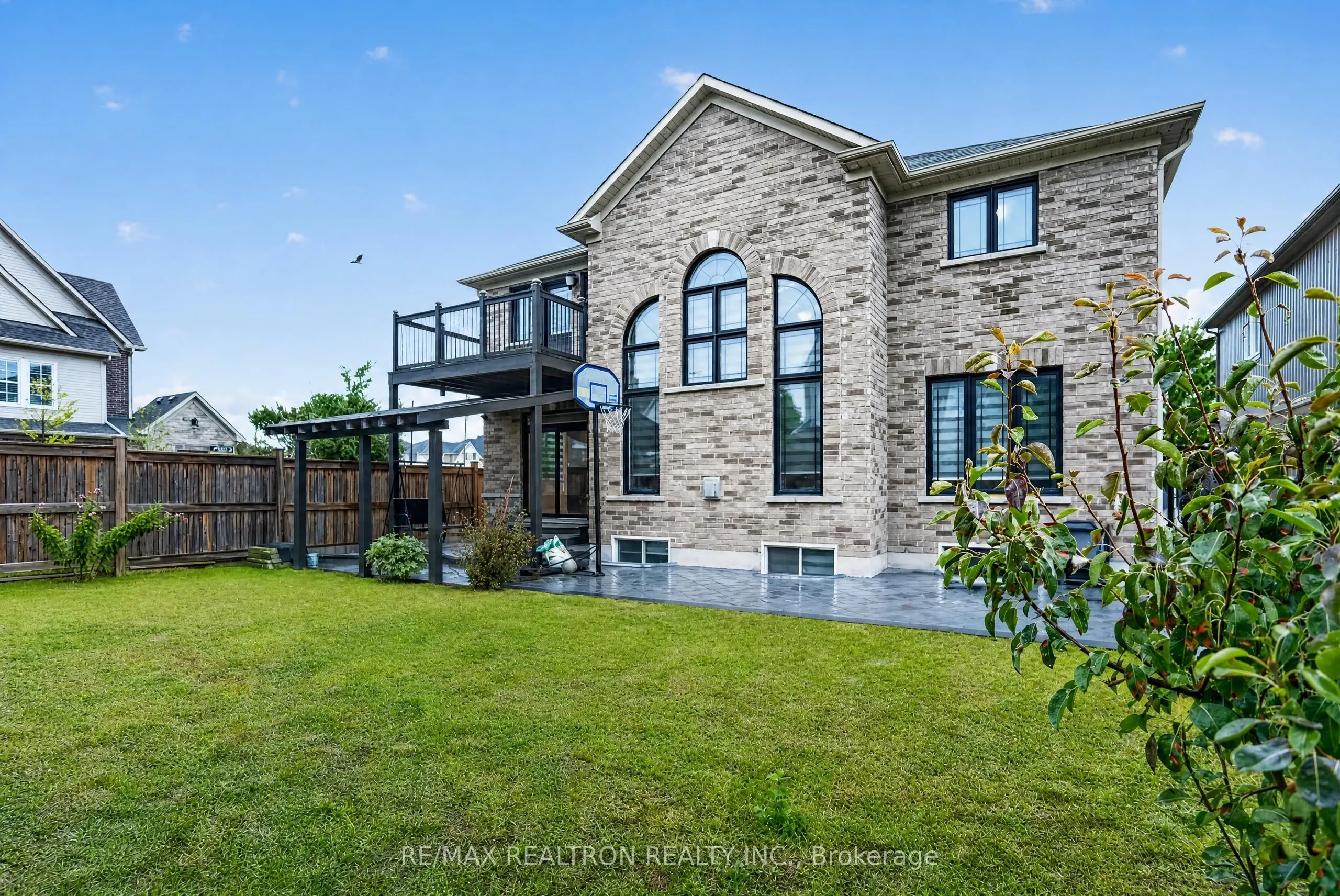 1428 Gord Vinson Avenue