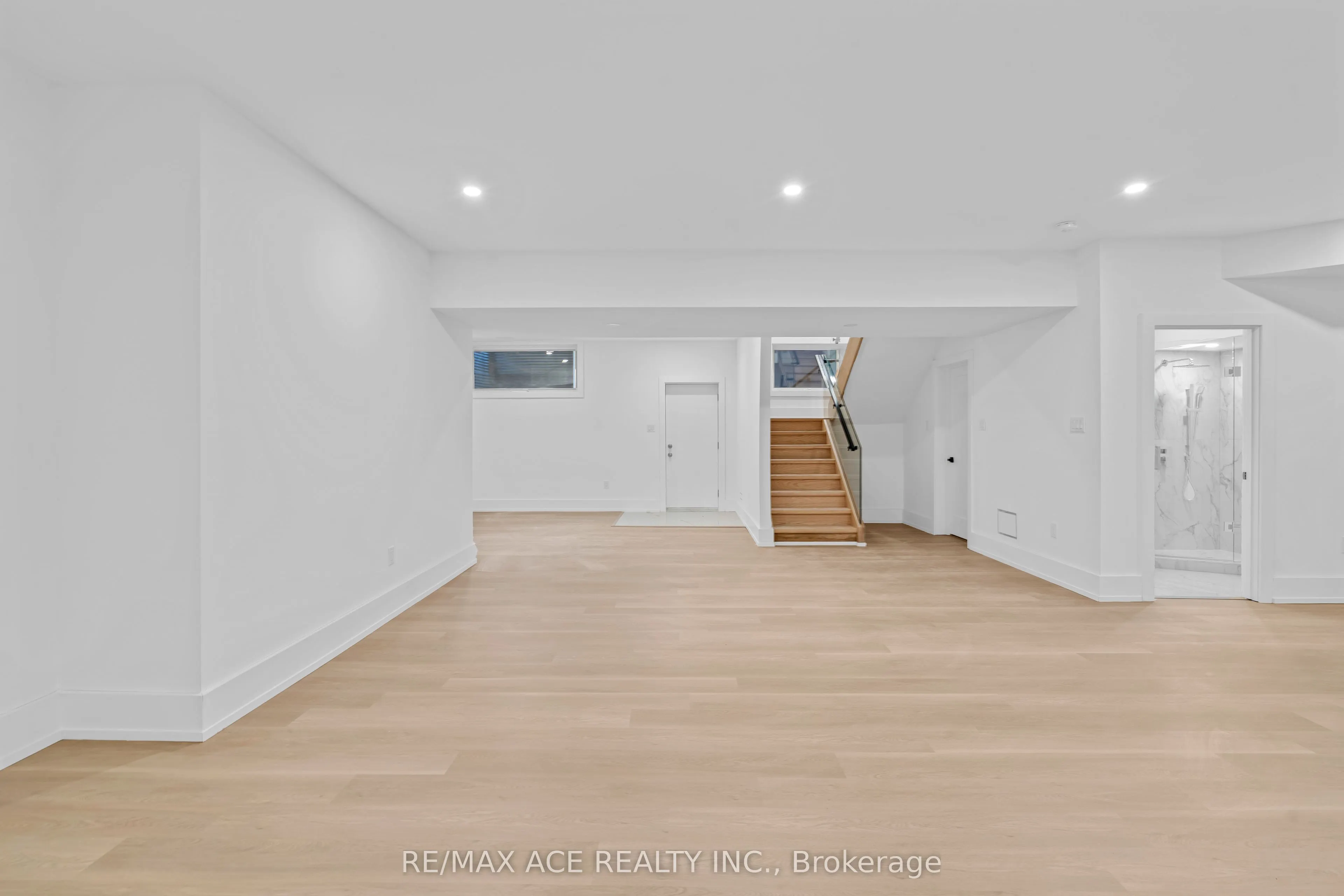 175 Harewood Avenue