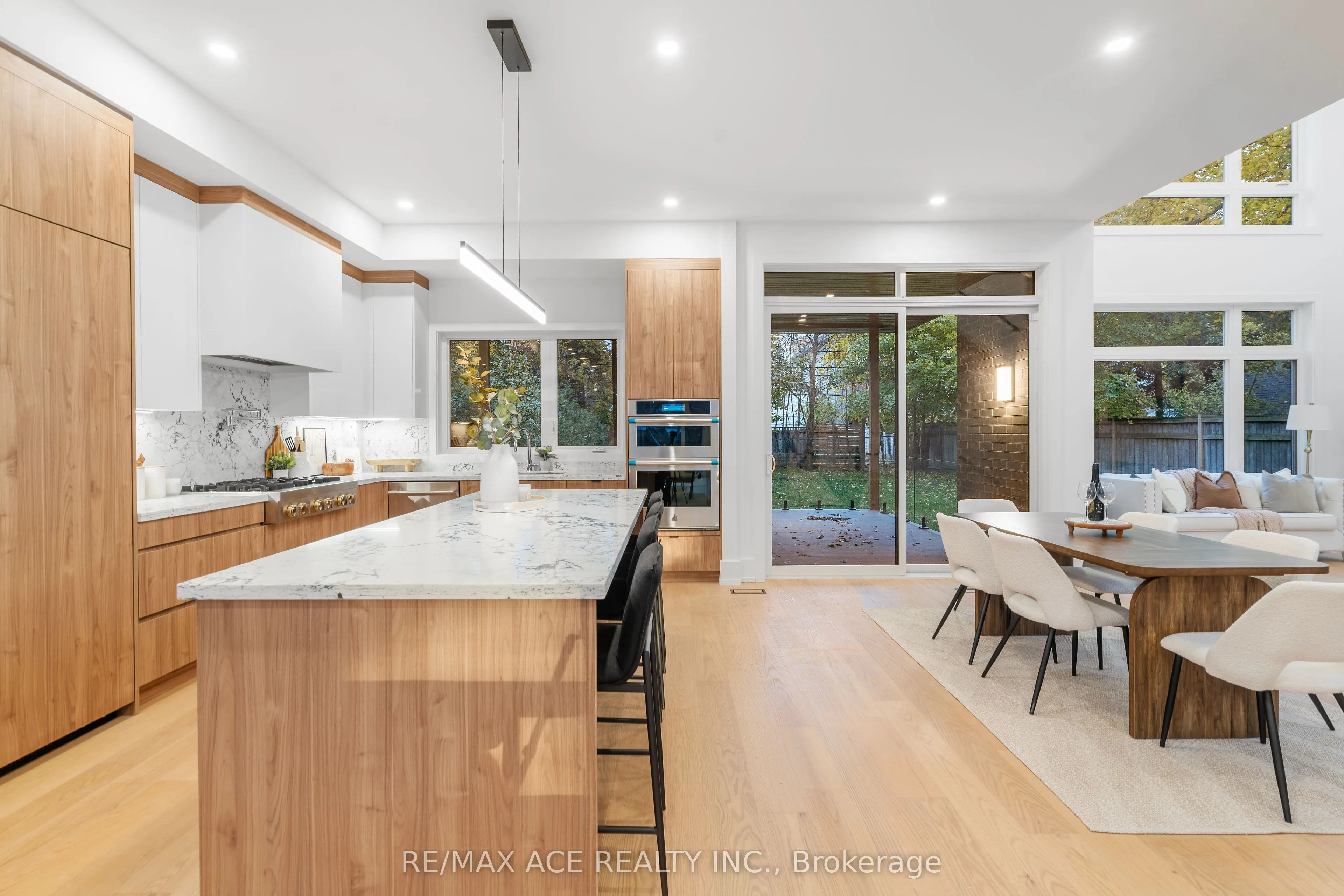 175 Harewood Avenue
