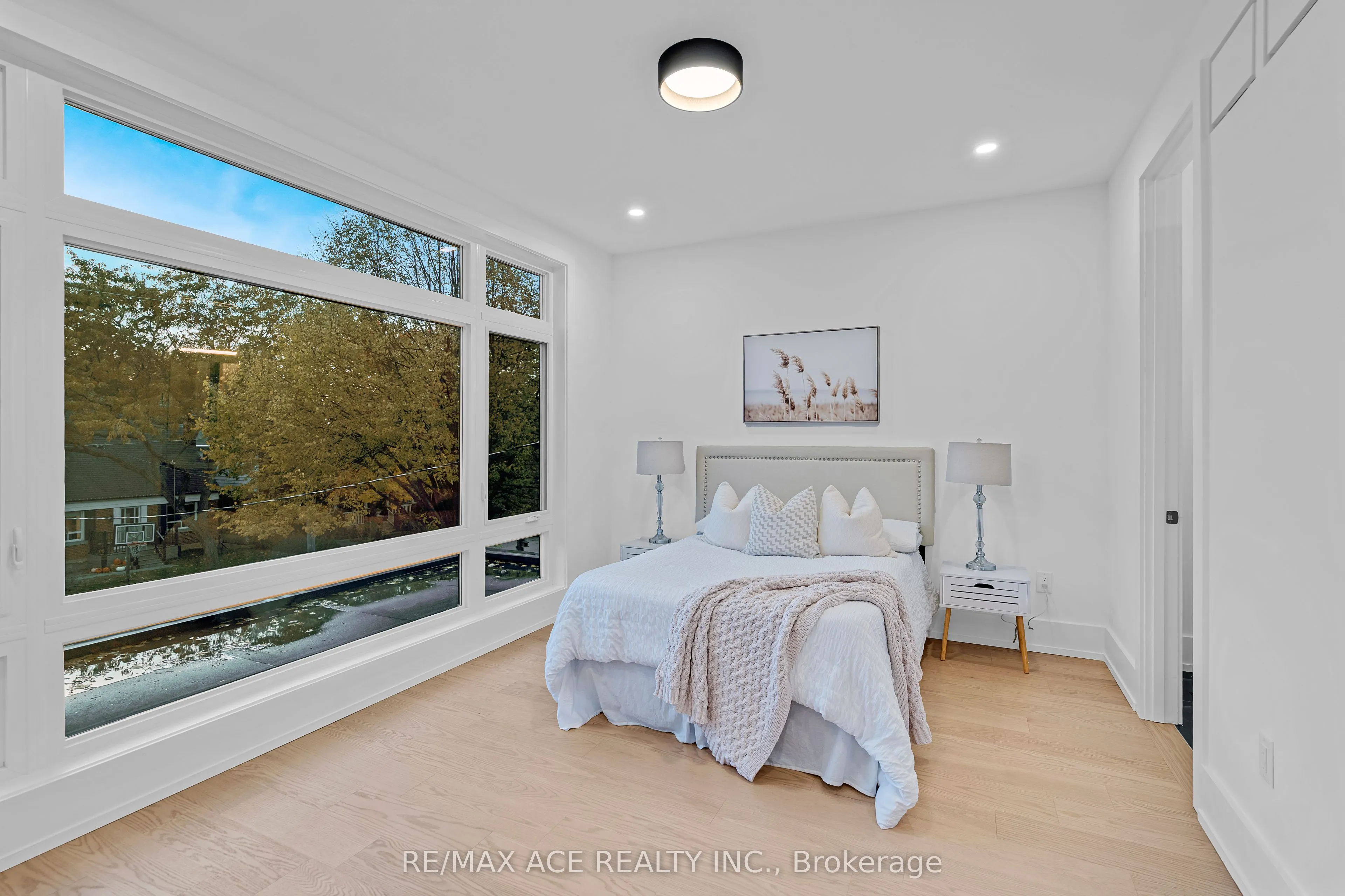 175 Harewood Avenue