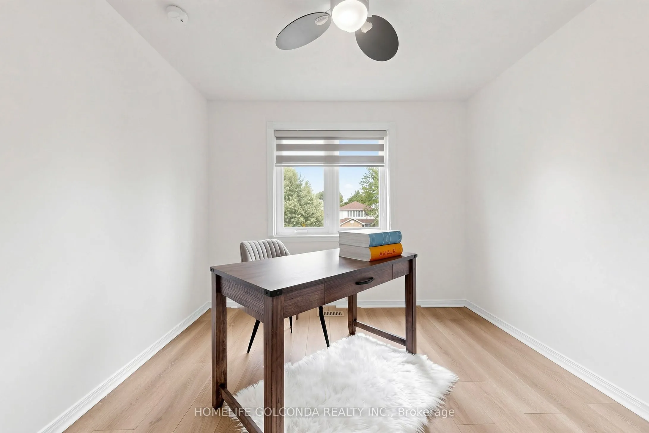 1704 Canadore Crescent