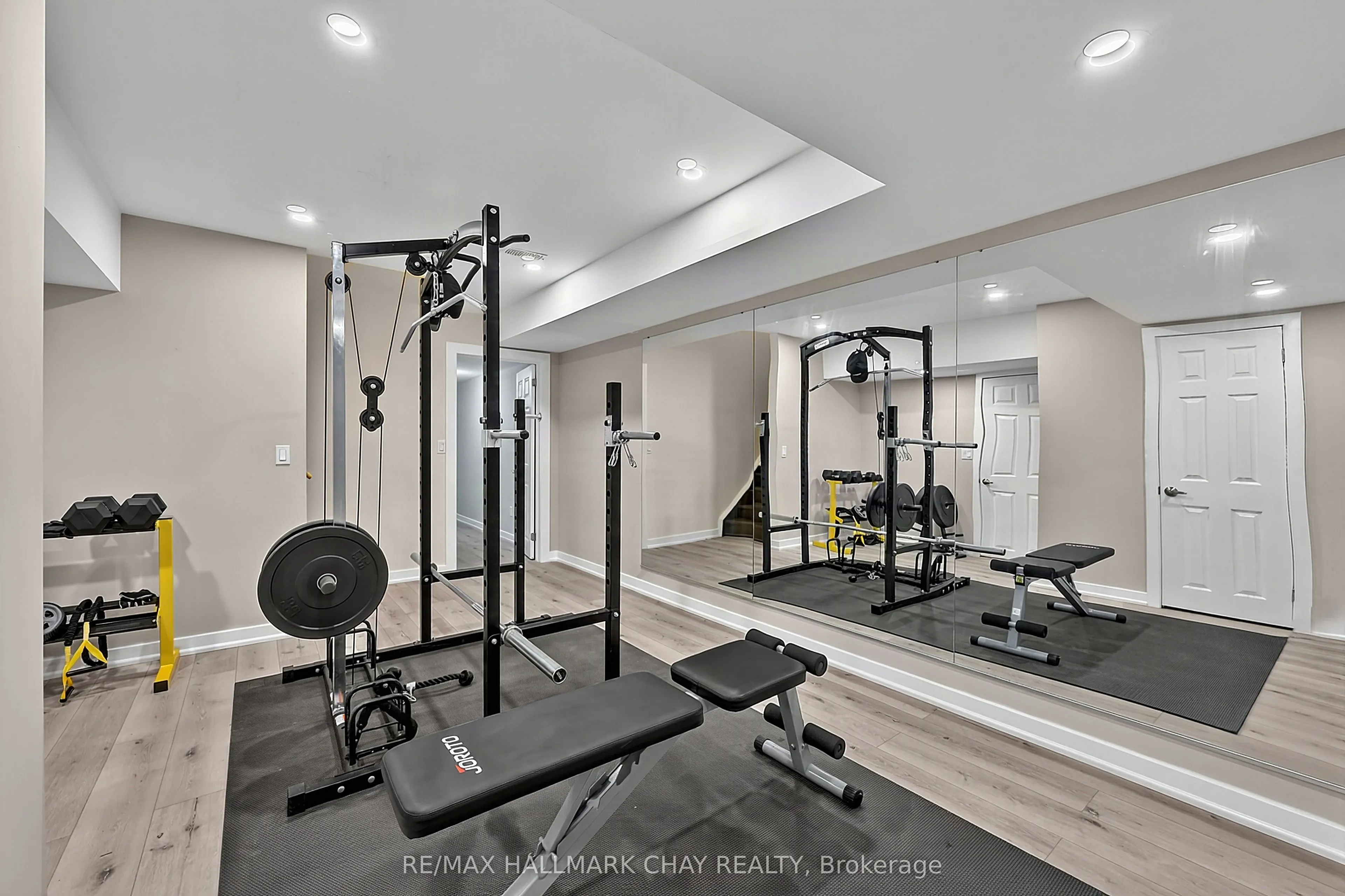 2526 Castlegate Crossing