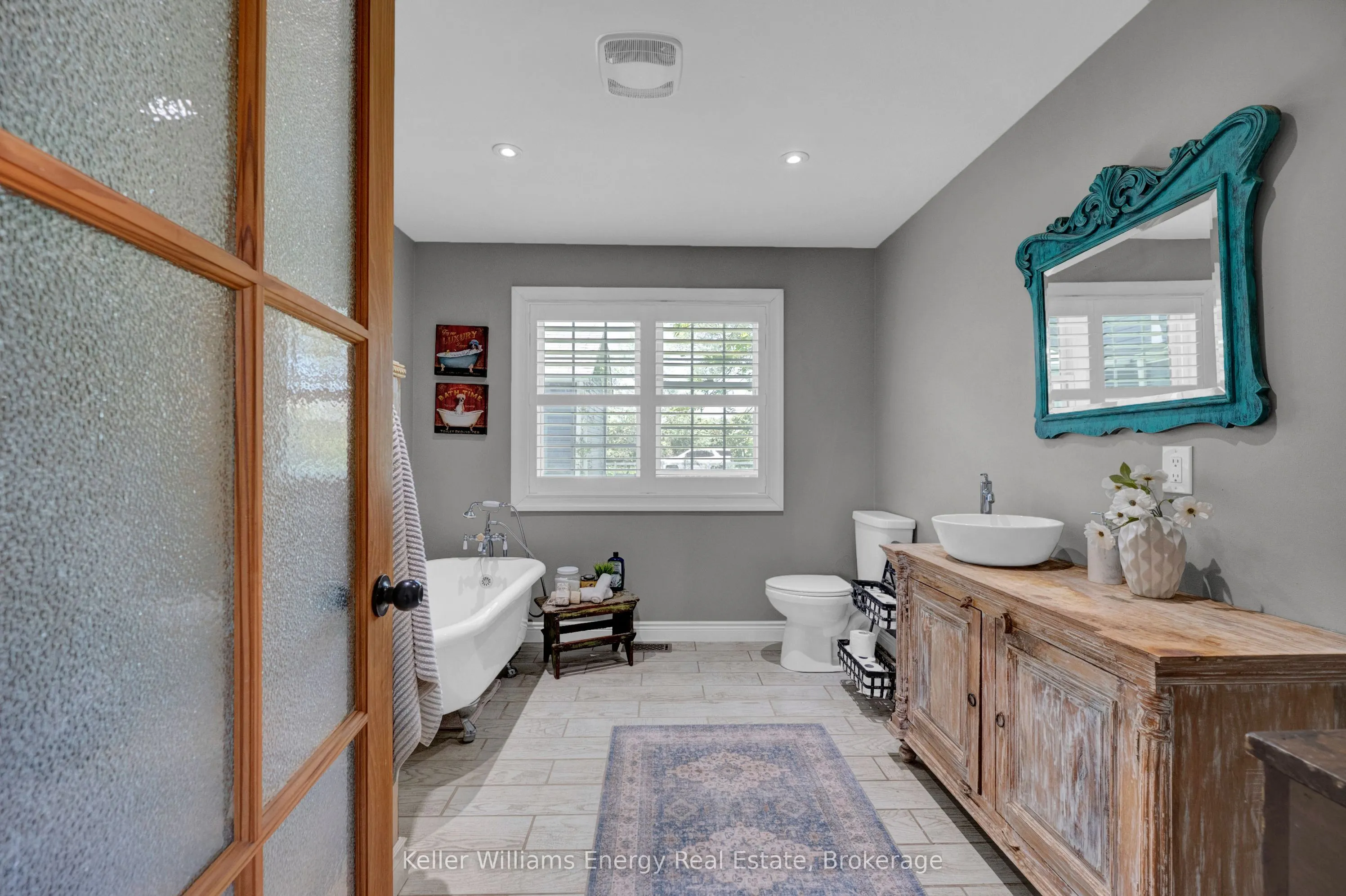 7483 Bethesda Road