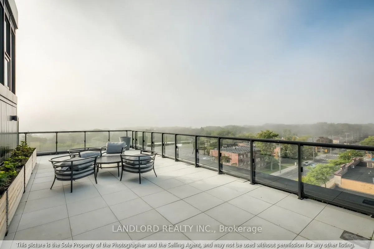 2 Manderley Drive #704