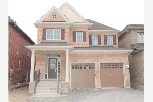 2392 Equestrian Crescent