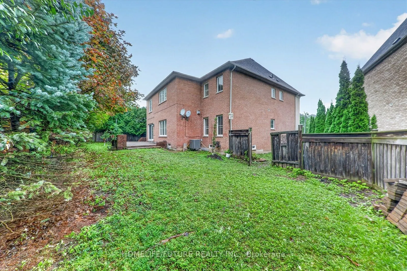 6 Dolby Crescent