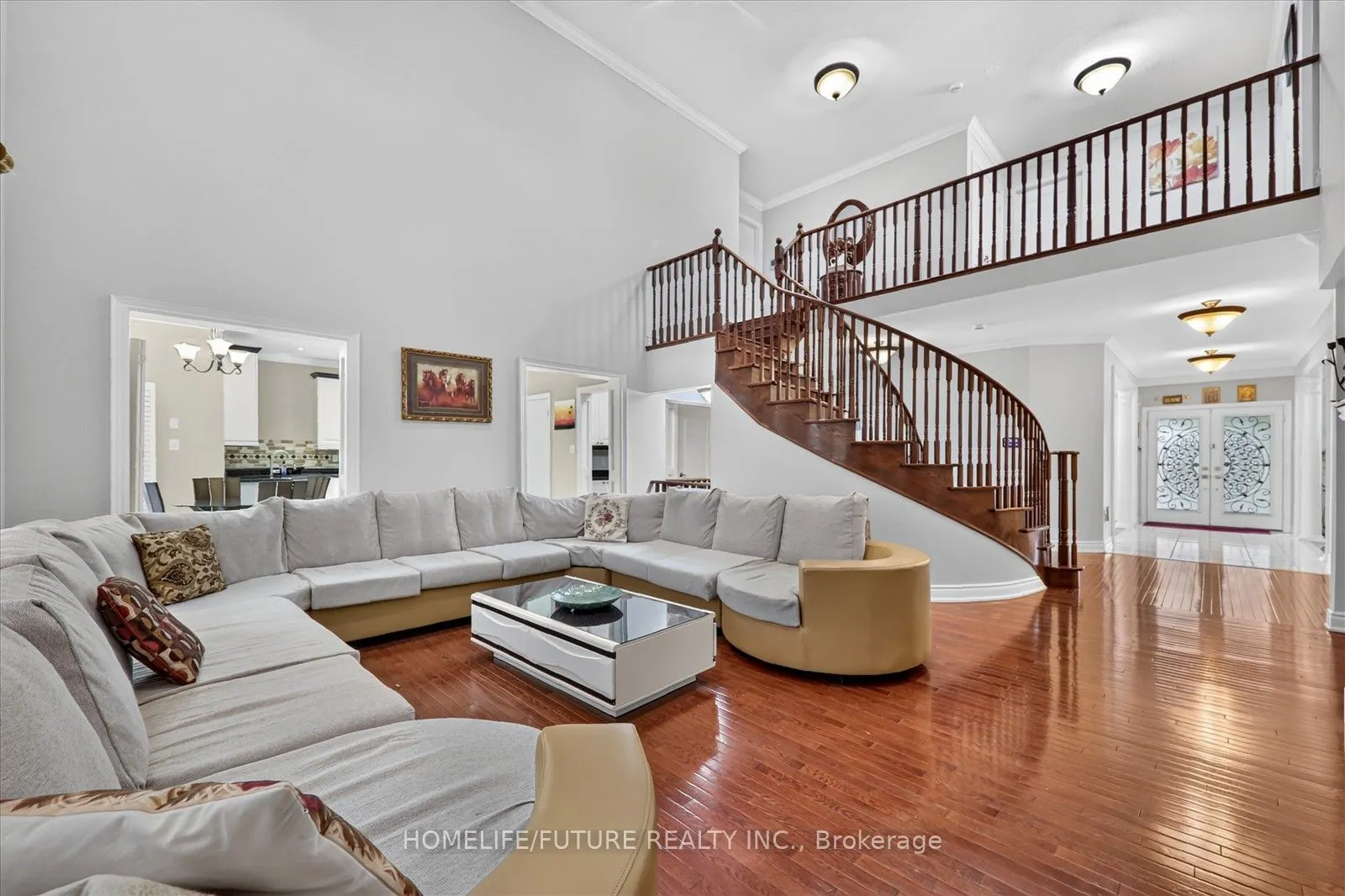 6 Dolby Crescent