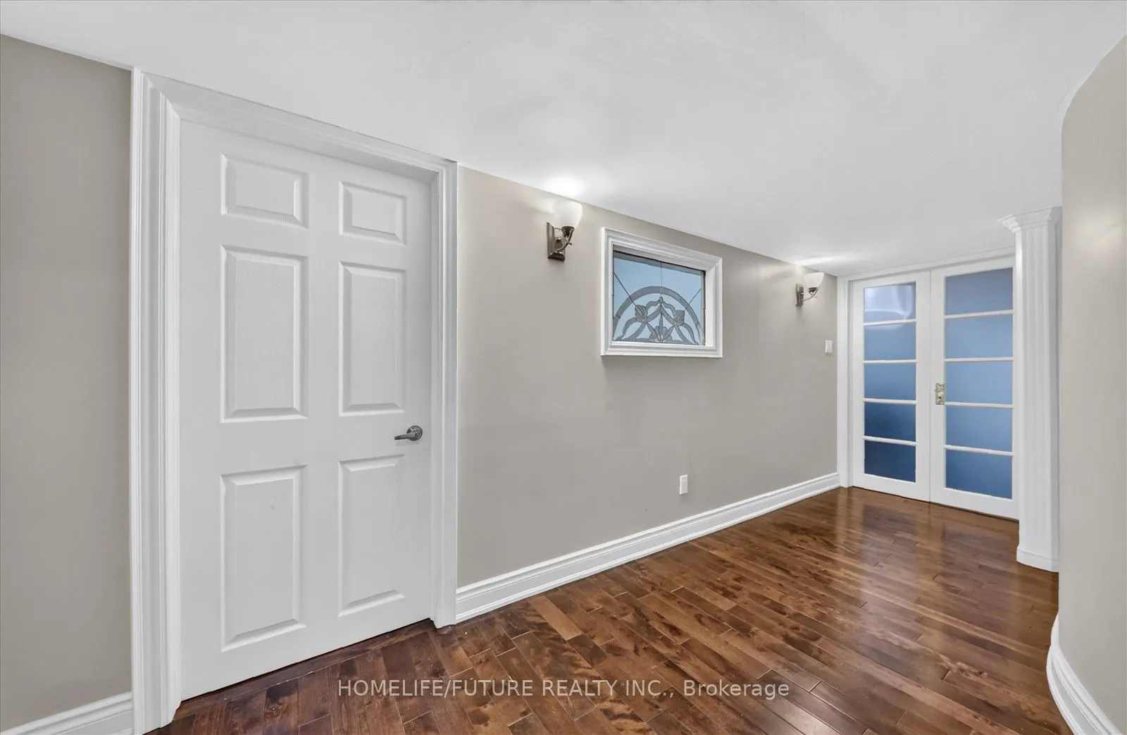 6 Dolby Crescent