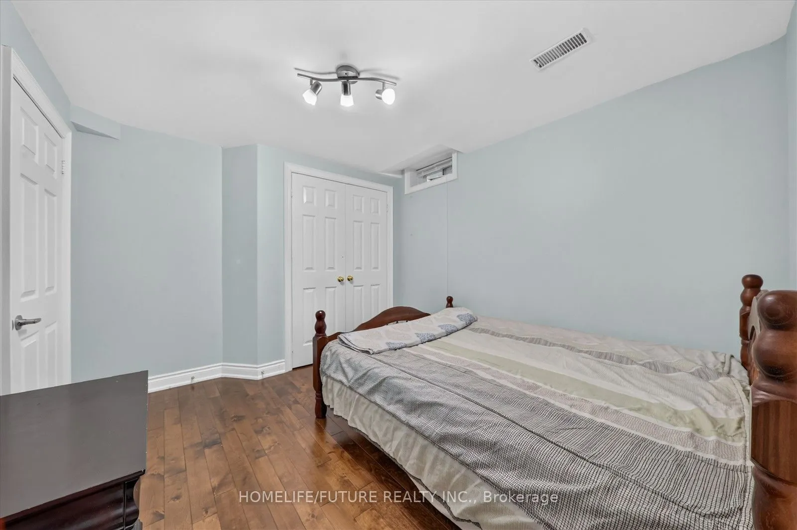6 Dolby Crescent