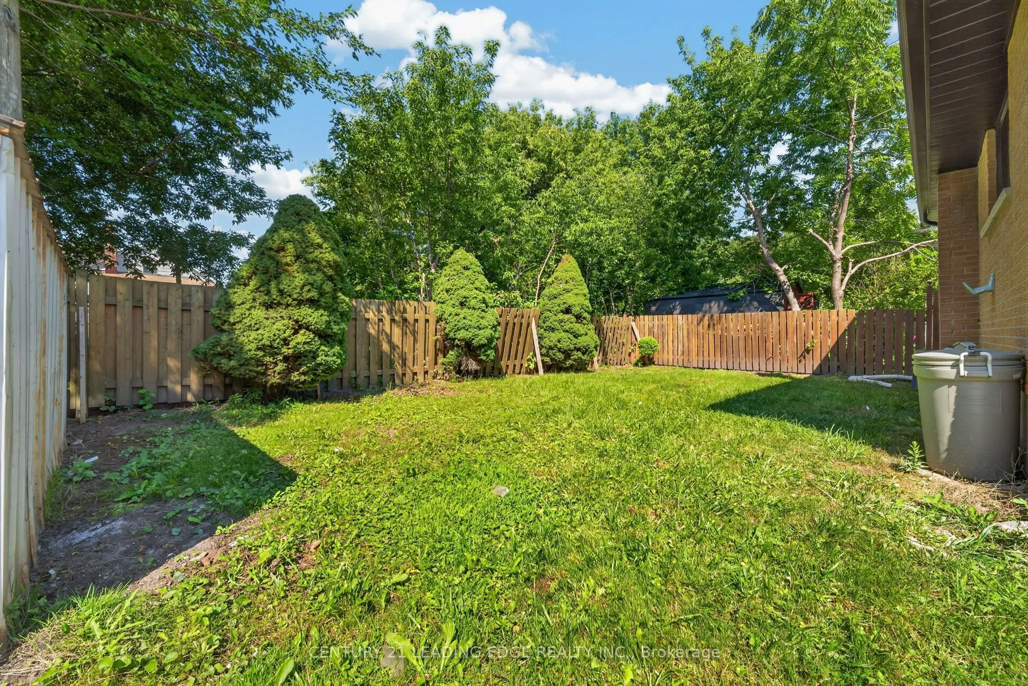382 Fairlawn Street