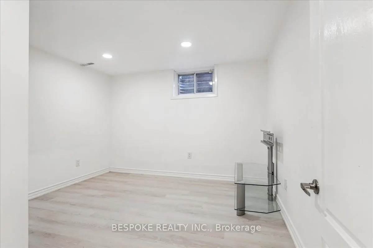 17 Saddleback Court #Bsmt