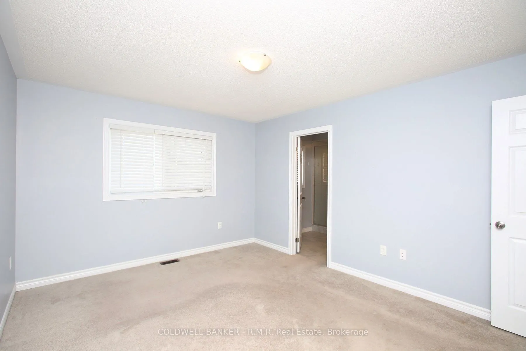 30 Moses Crescent