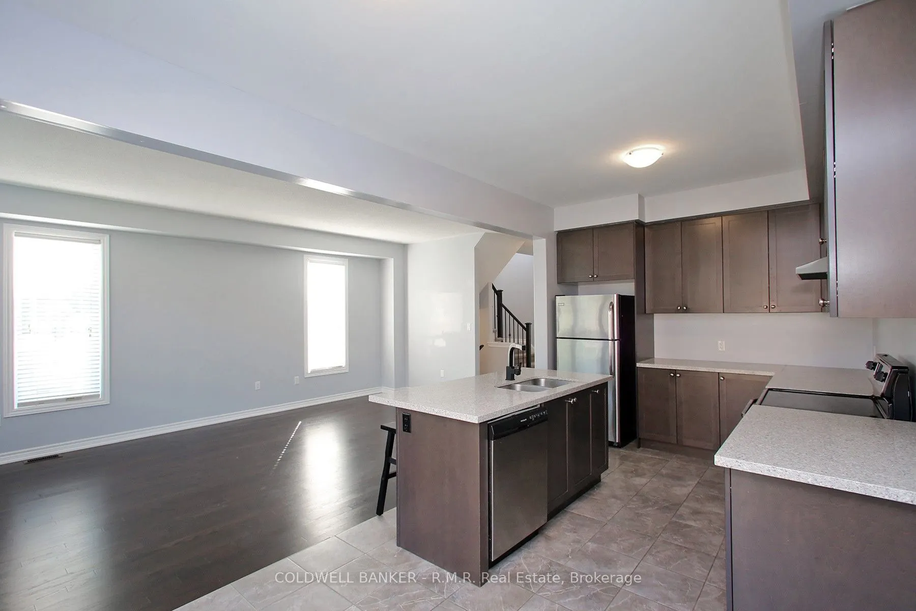 30 Moses Crescent