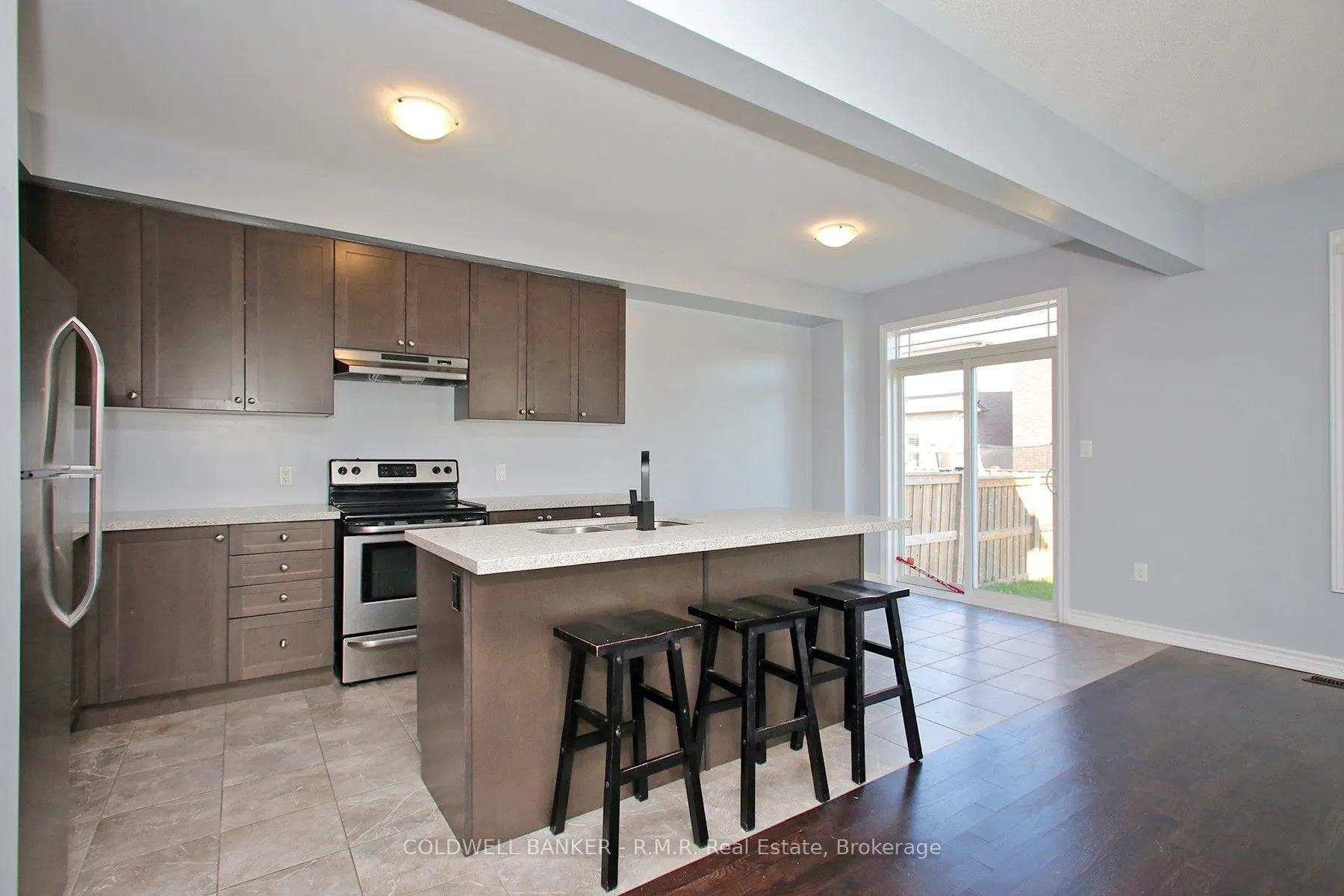 30 Moses Crescent