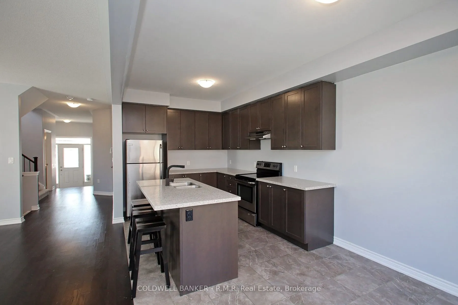 30 Moses Crescent